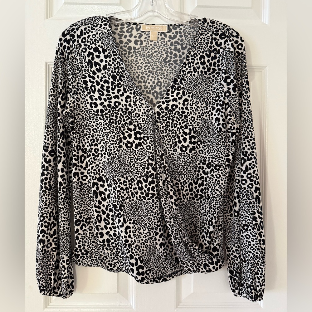 T130- Michael Kors Leopard Print Blouse in Black and White